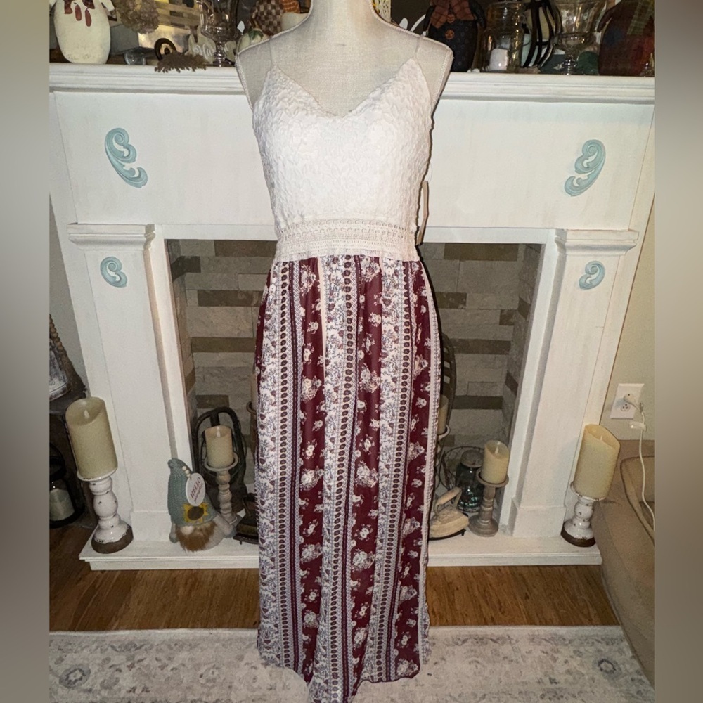 Wishful Park maxi lace/sheer see thru middle dress. Super pretty NWT
